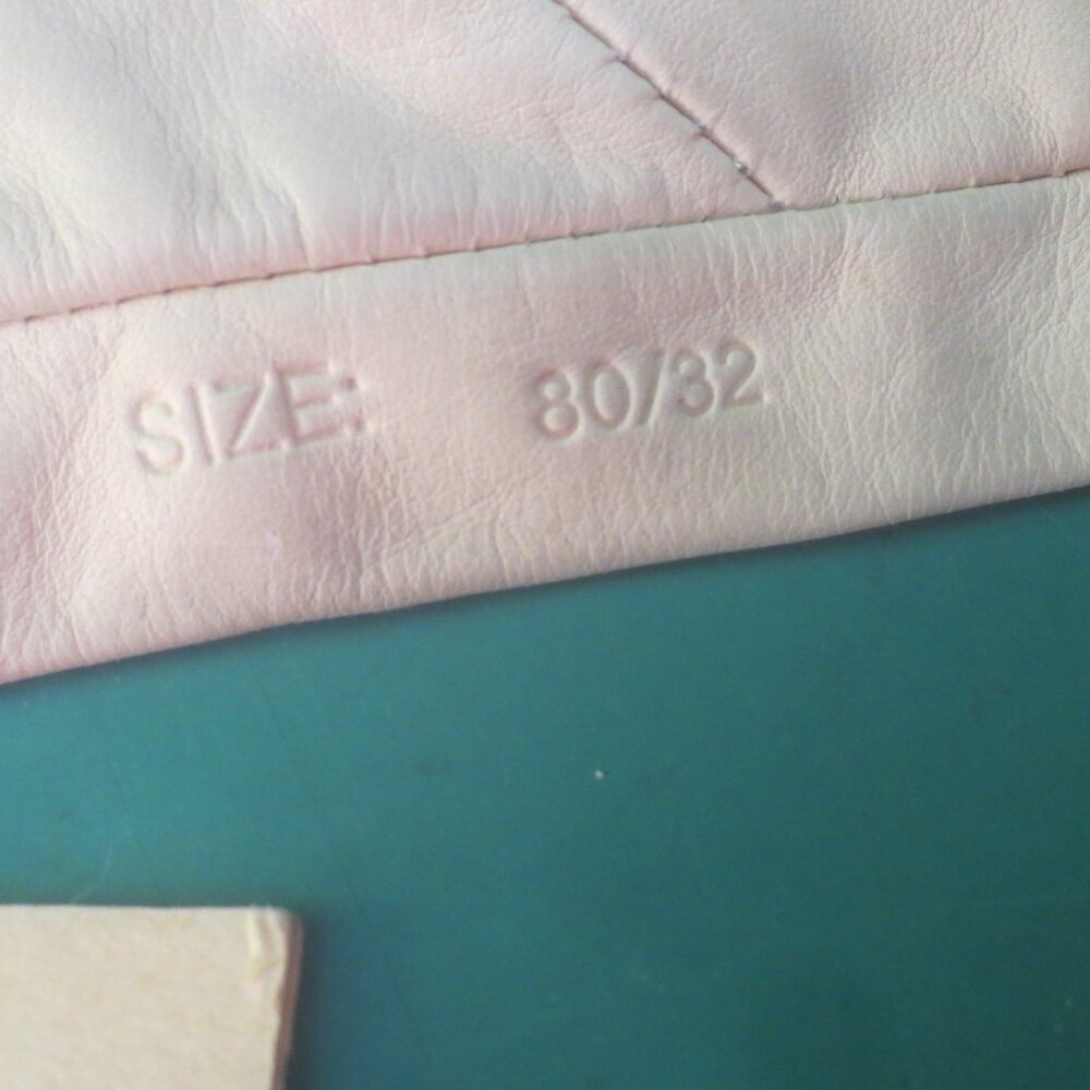 Brand New Genuine Rare Diesel Ladies Leather Belt Tie Design. Size Small - Picture 13 of 16